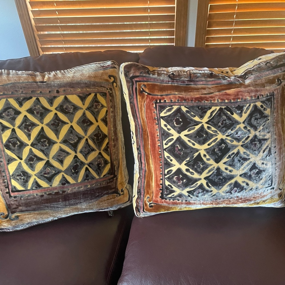 2 pillows